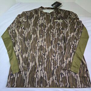 NOMAD Camo Hunting Cooling/Vented Long Sleeve Tee Size: M Camo/Green - Unisex